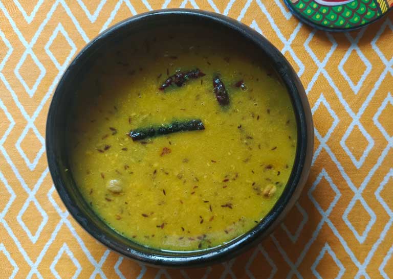 .Cholar Daal (Bengal Gram Lentils) – Traditional Lentil Curry