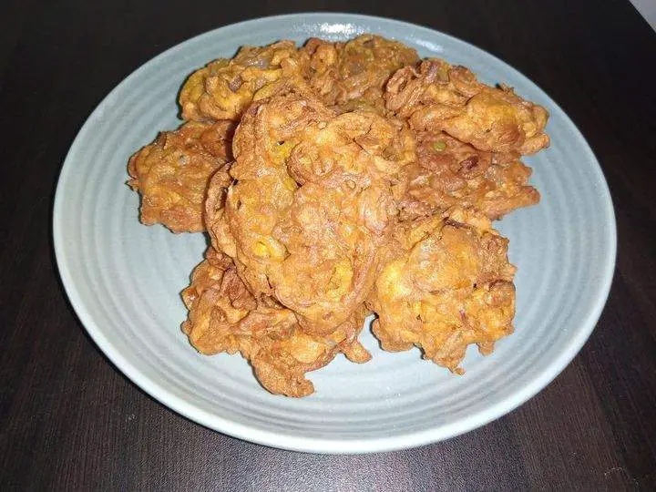 Egg Fritters/ Egg Bora