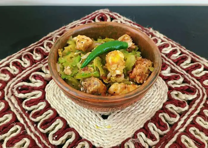 Grandmother’s Special Korola Chingri Bhorta