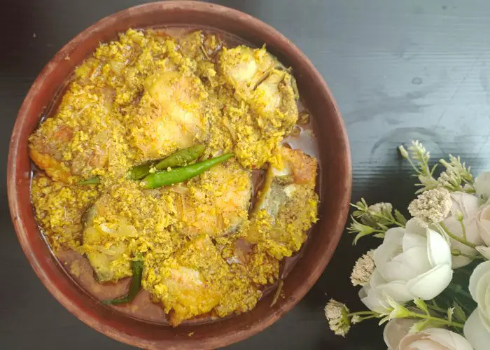 Slow Cooked Fish Curry (Koshano Mach)