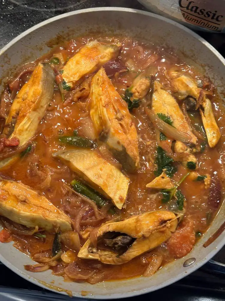 Pomfret Curry