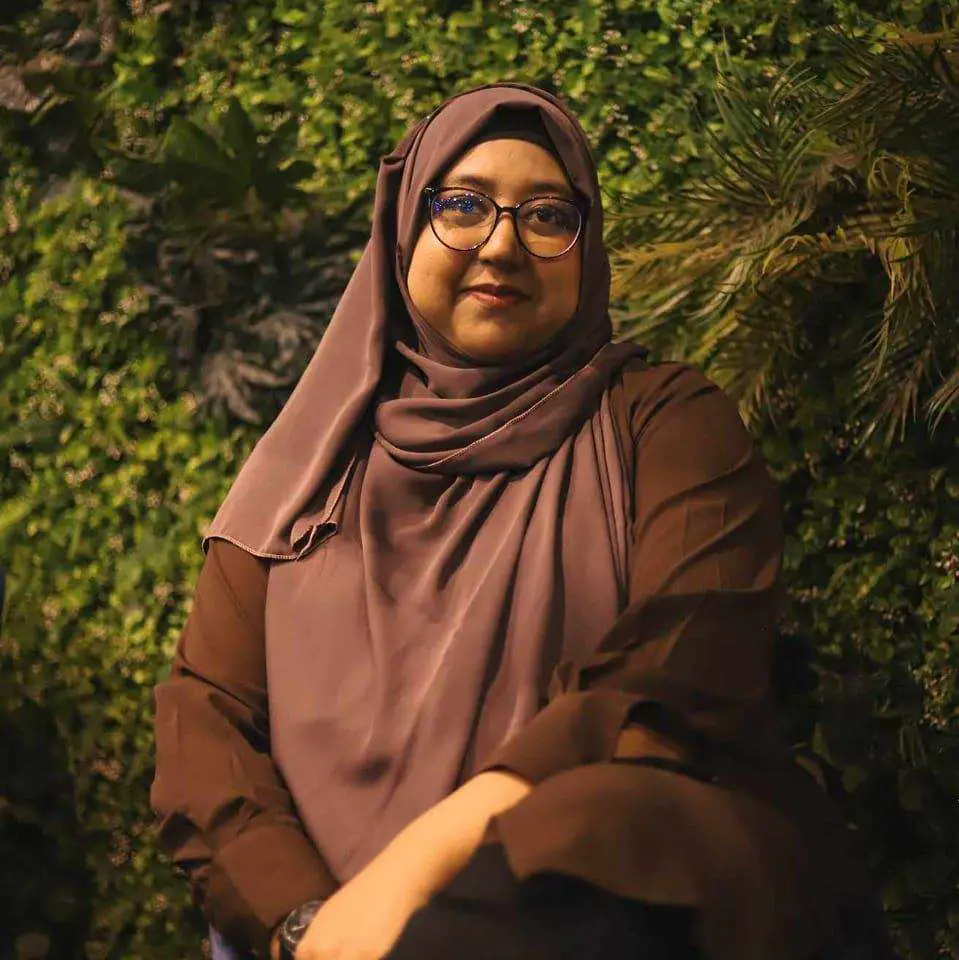 Israt Jahan — Foodie & SEO Whisperer