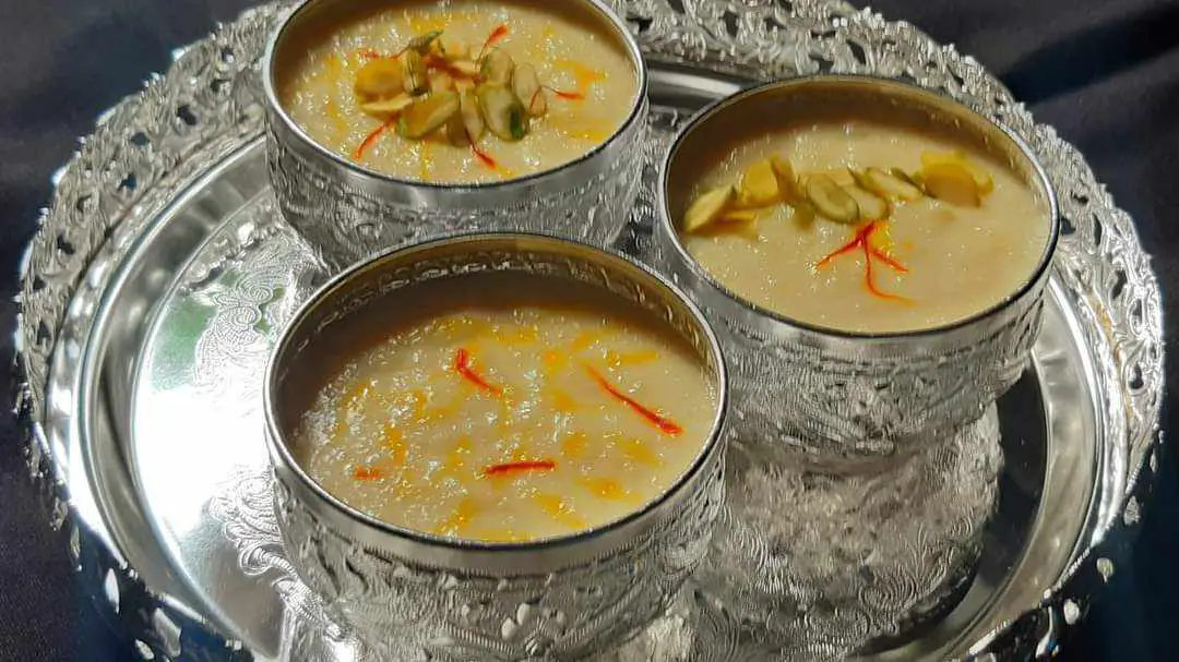 Shahi Firni (Rice Pudding) Recipe