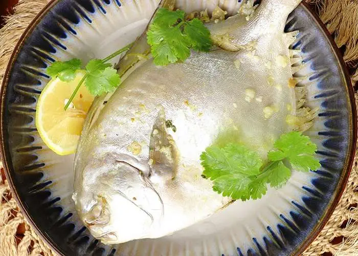 Stuffed Pomfret