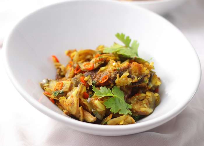 Bacha mach begun recipe