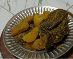 Shing Fish Curry with Raw Banana and Curry Leaves