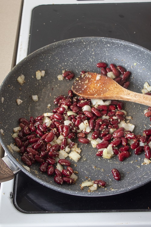 Spiced Red Bean Chili with Cinnamon and Clove 1