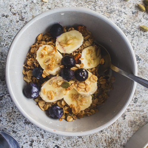 Sweet-Spiced Fruit and Seed Granola 3 Sweet-Spiced Fruit and Seed Granola 3